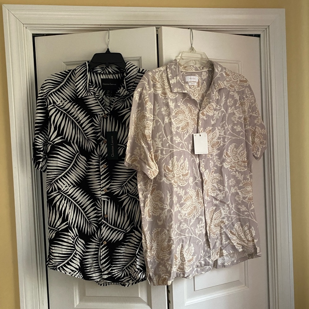 BUNDLE Men’s Button Down Short Sleeve Printed Shirts size Large
